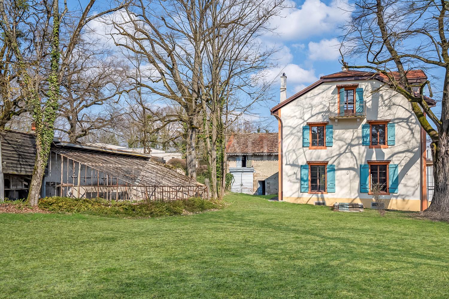 PrivaliaMagnificent 19th-century manor house