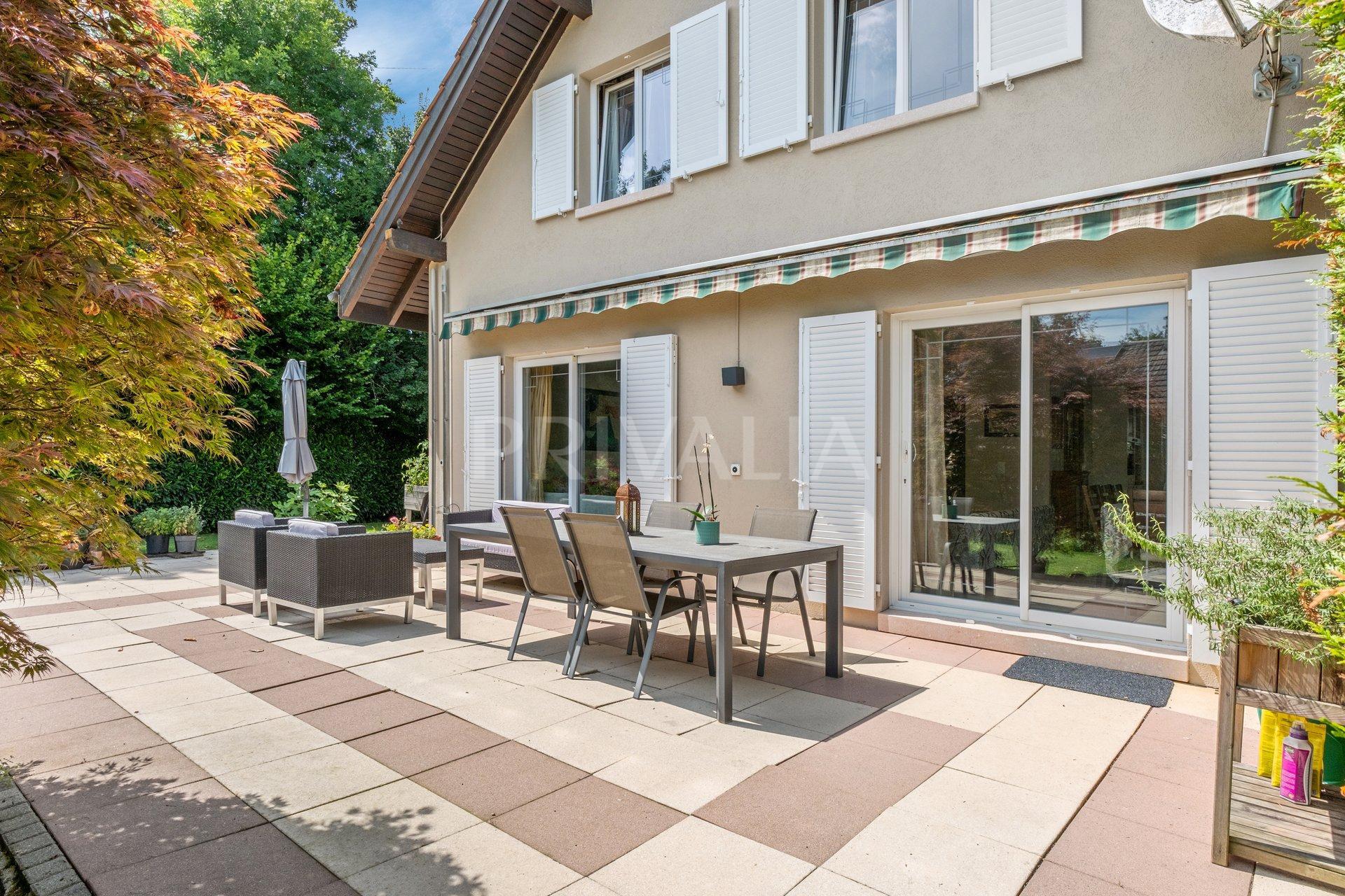PrivaliaExclusivité : Magnifique villa individuelle avec piscine en Terre-Sainte