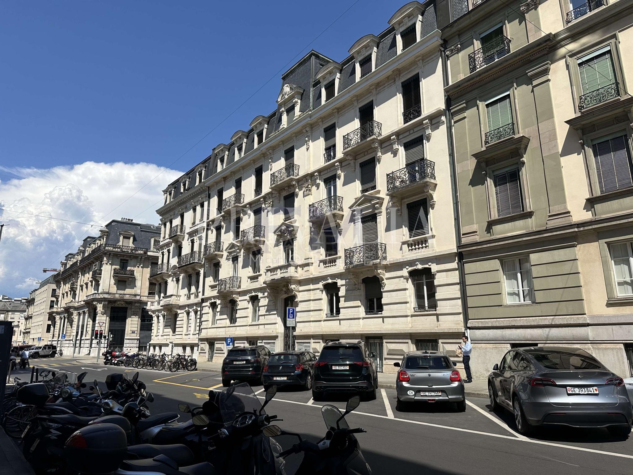 PrivaliaBureaux d’environ 125 m2 au cœur du Quartier des Banques