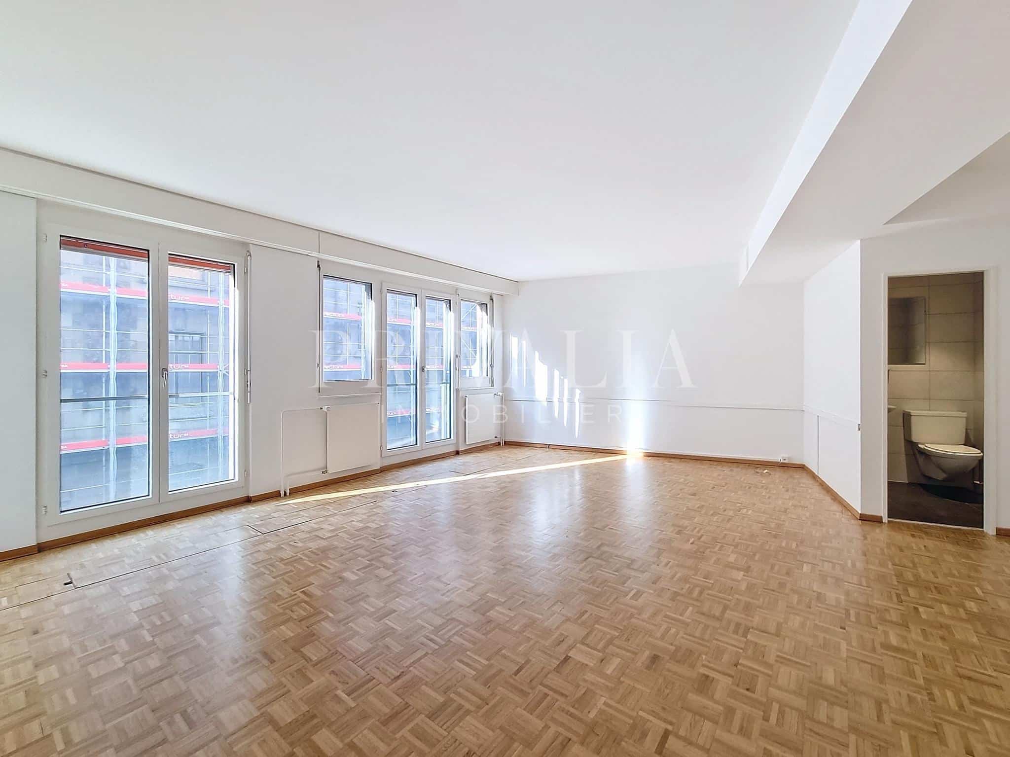 PrivaliaOffices to rent in the Eaux-Vives district