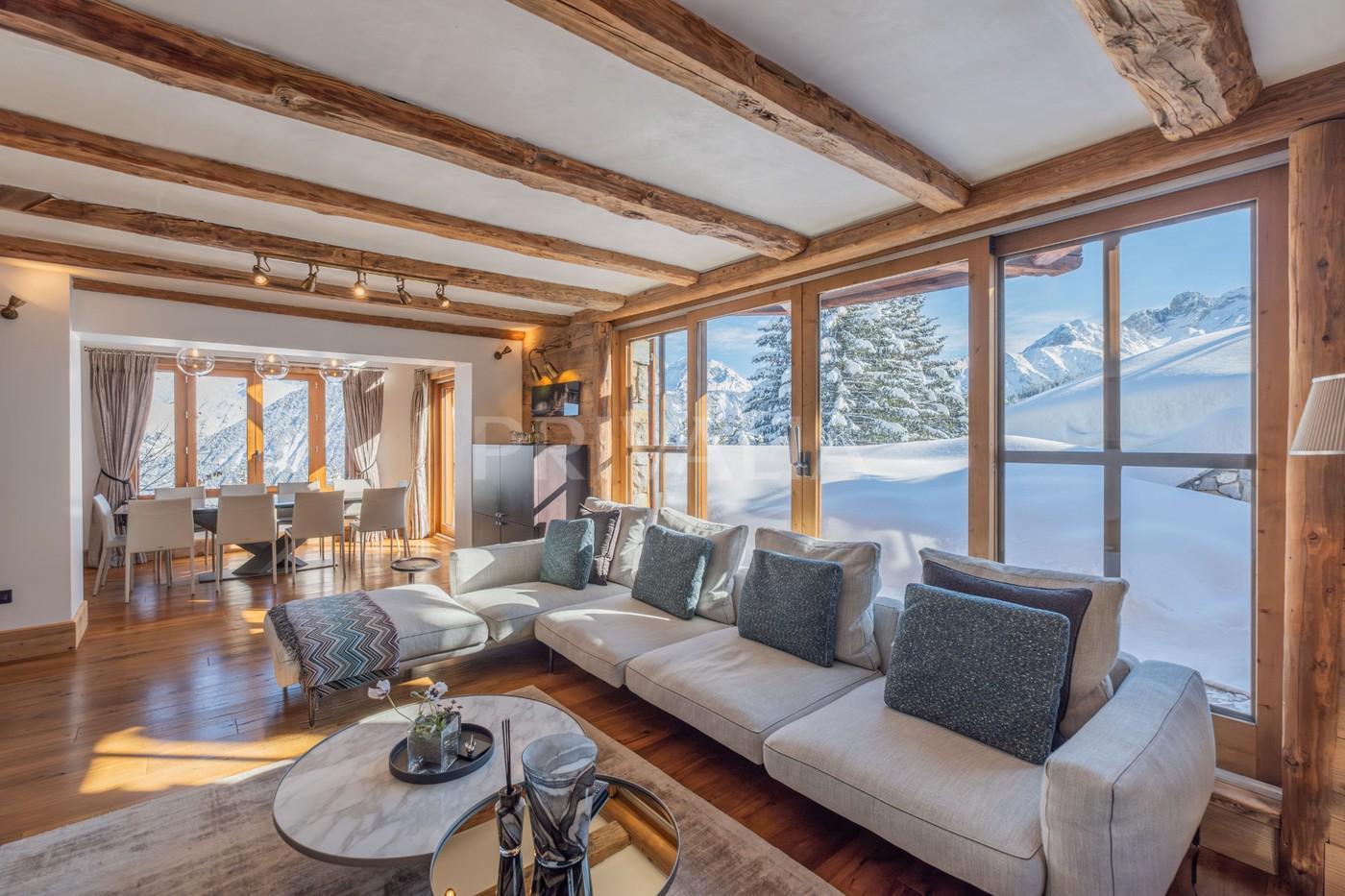PrivaliaElegant chalet with timeless charm in Courchevel