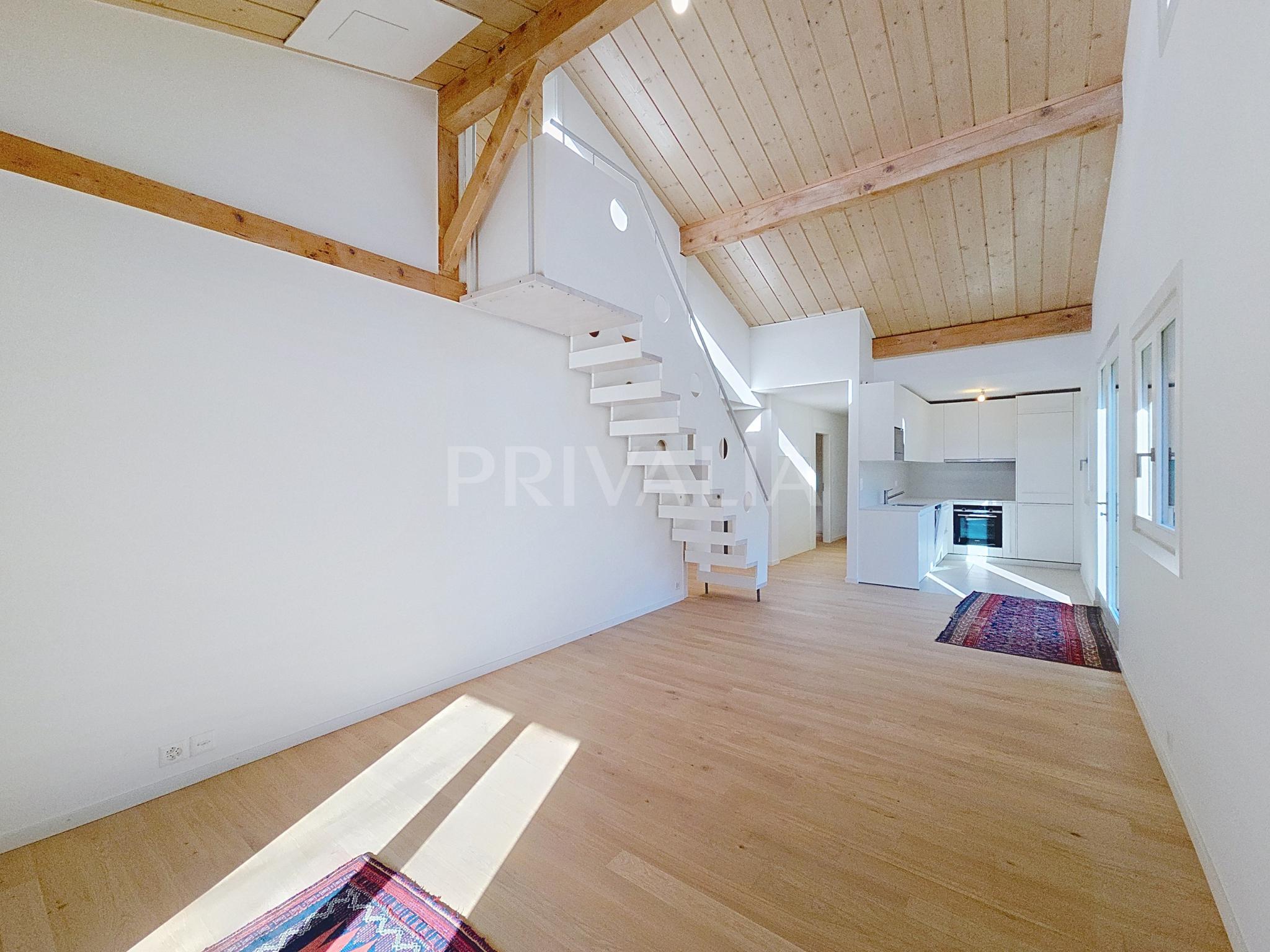 PrivaliaSuperbe appartement de 6 pièces + mezzanine avec jardin privatif