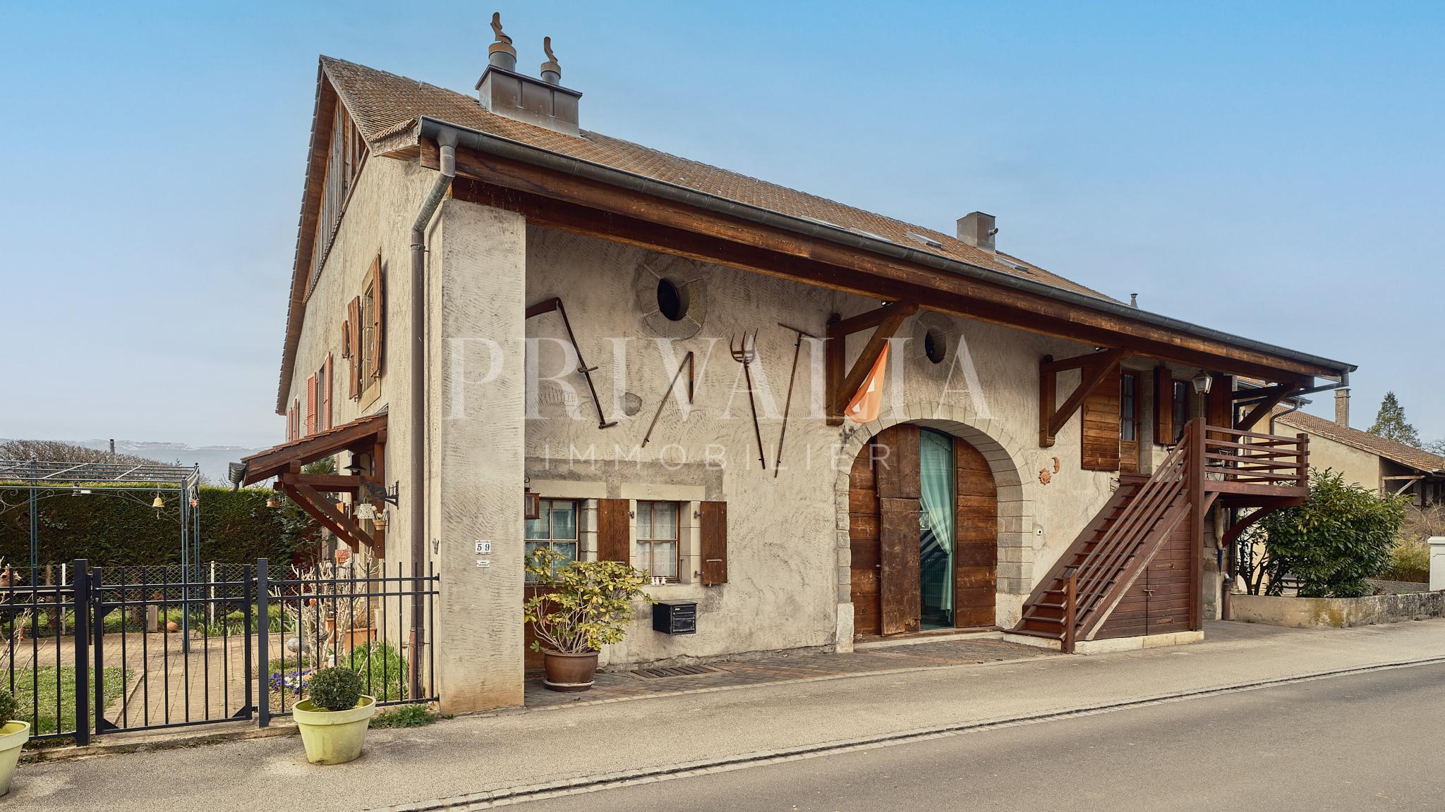 PrivaliaMaison de village rénovée avec charme et volumes généreux