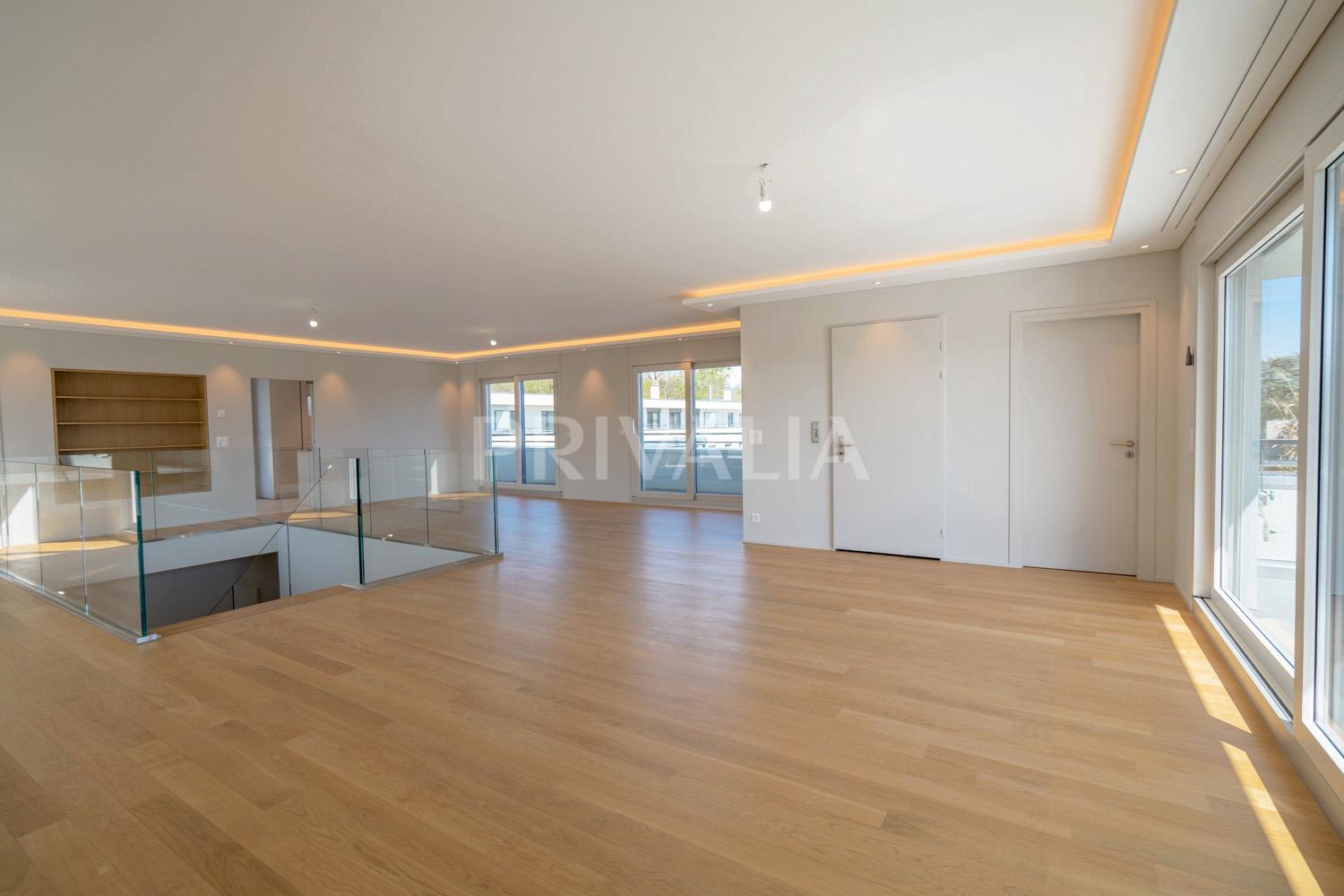 PrivaliaBEAUTIFUL 286 SQM DUPLEX ON THE TOP FLOOR