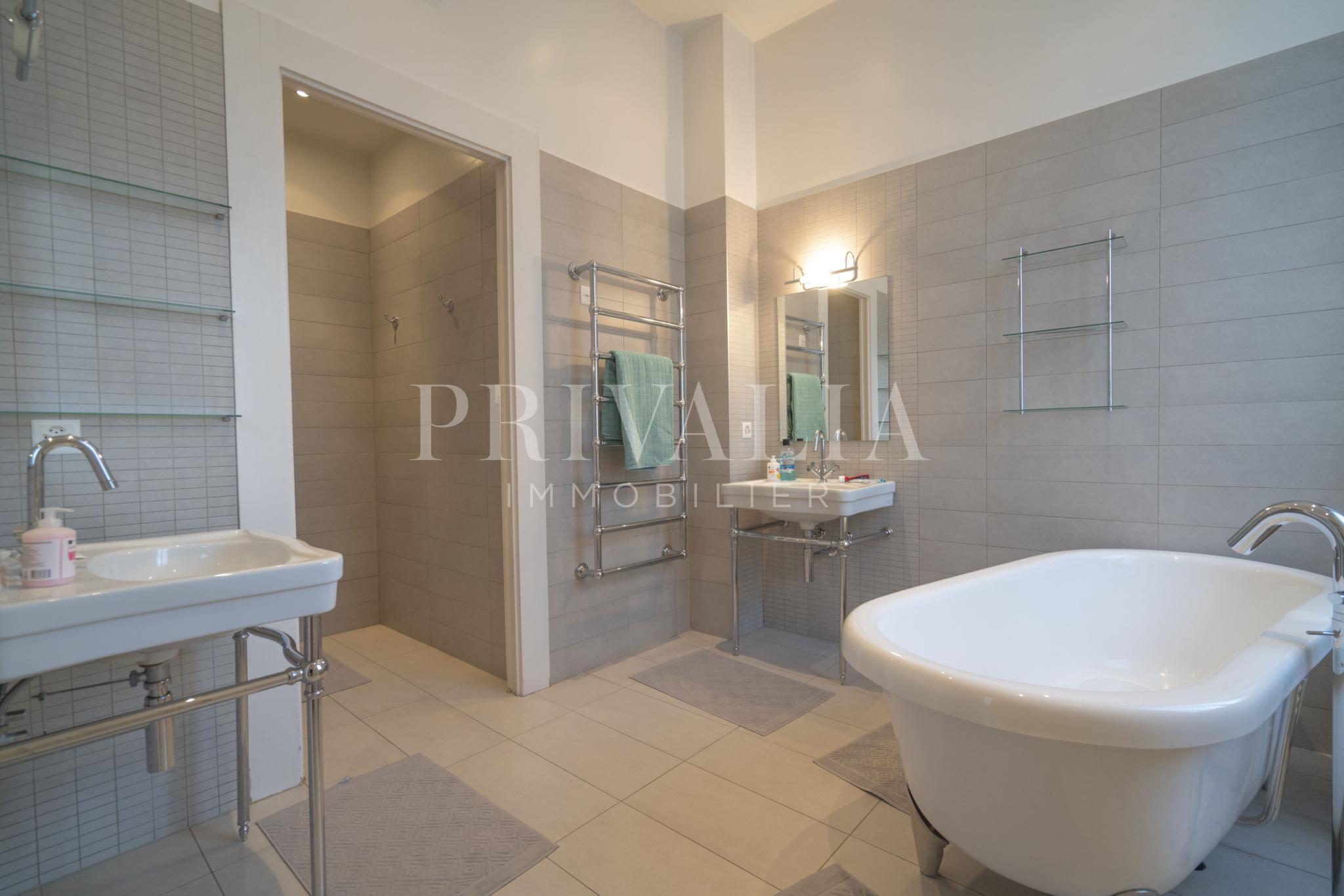 PrivaliaAPPARTEMENT EXCEPTIONNEL DANS LE QUARTIER DES TRANCHEES