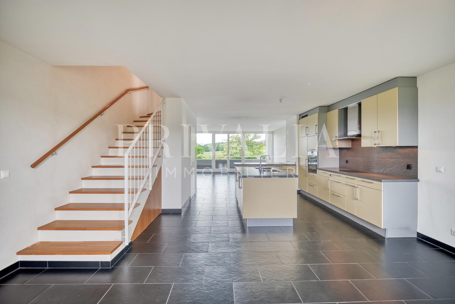 PrivaliaDuplex lumineux de 143 m² avec balcon à Lully / Bernex
