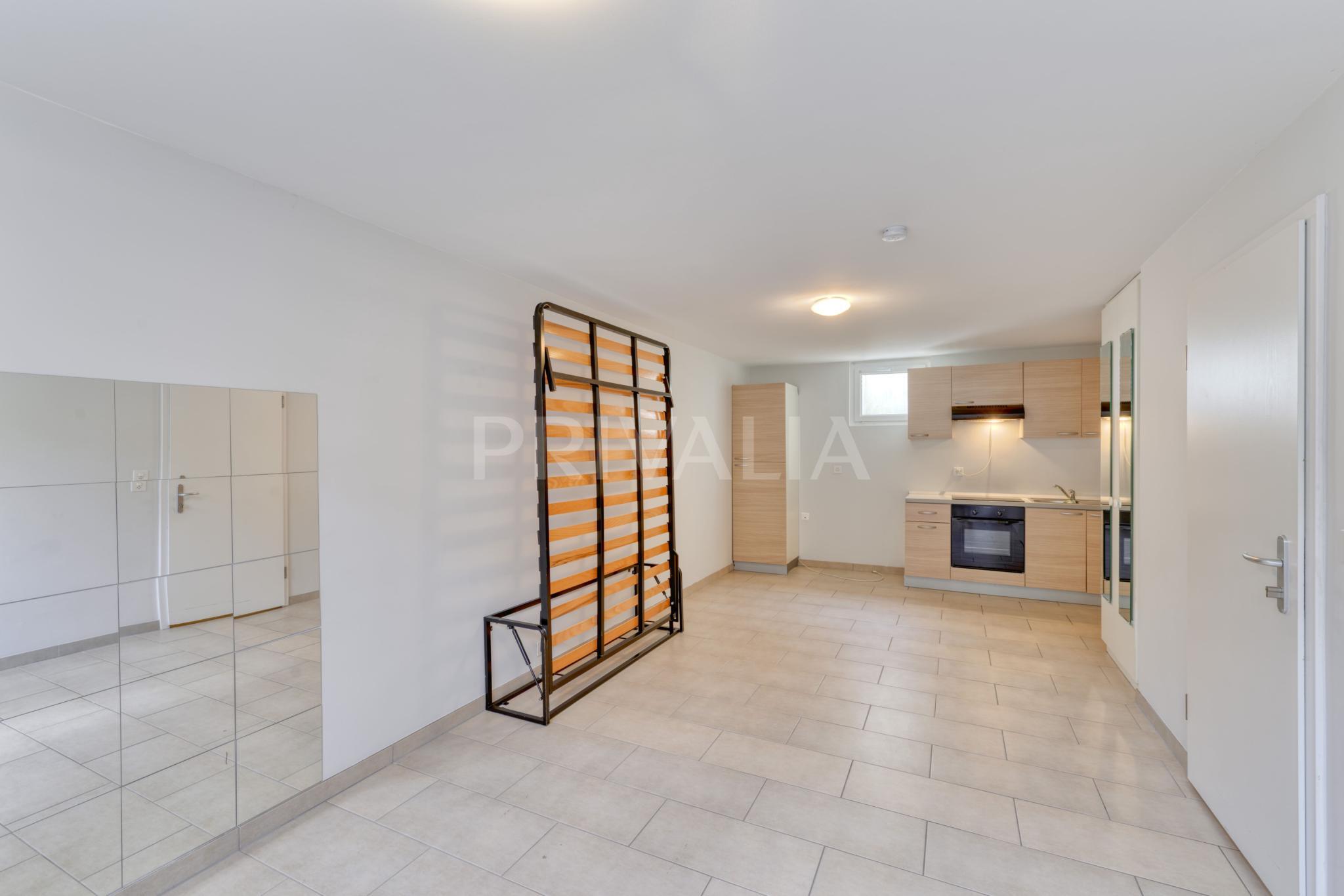 PrivaliaVilla mitoyenne avec 4 chambres et studio indépendant